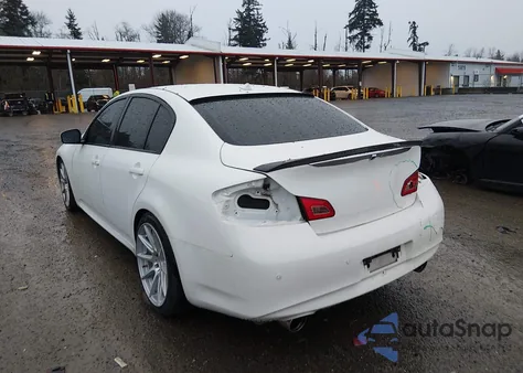 2013 Infiniti G37X из США, поврежденный, VIN JN1CV6AR1DM759417